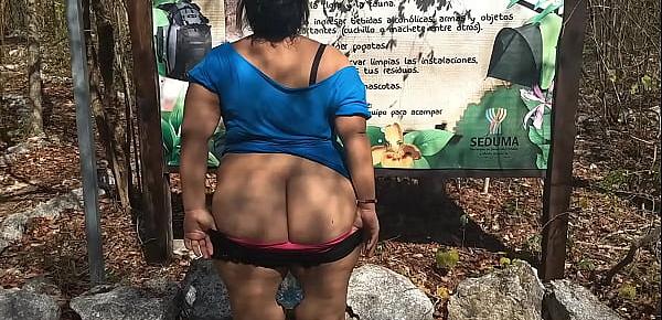  Teen exhibit jovencita mexicana en parque nacional desnudandose